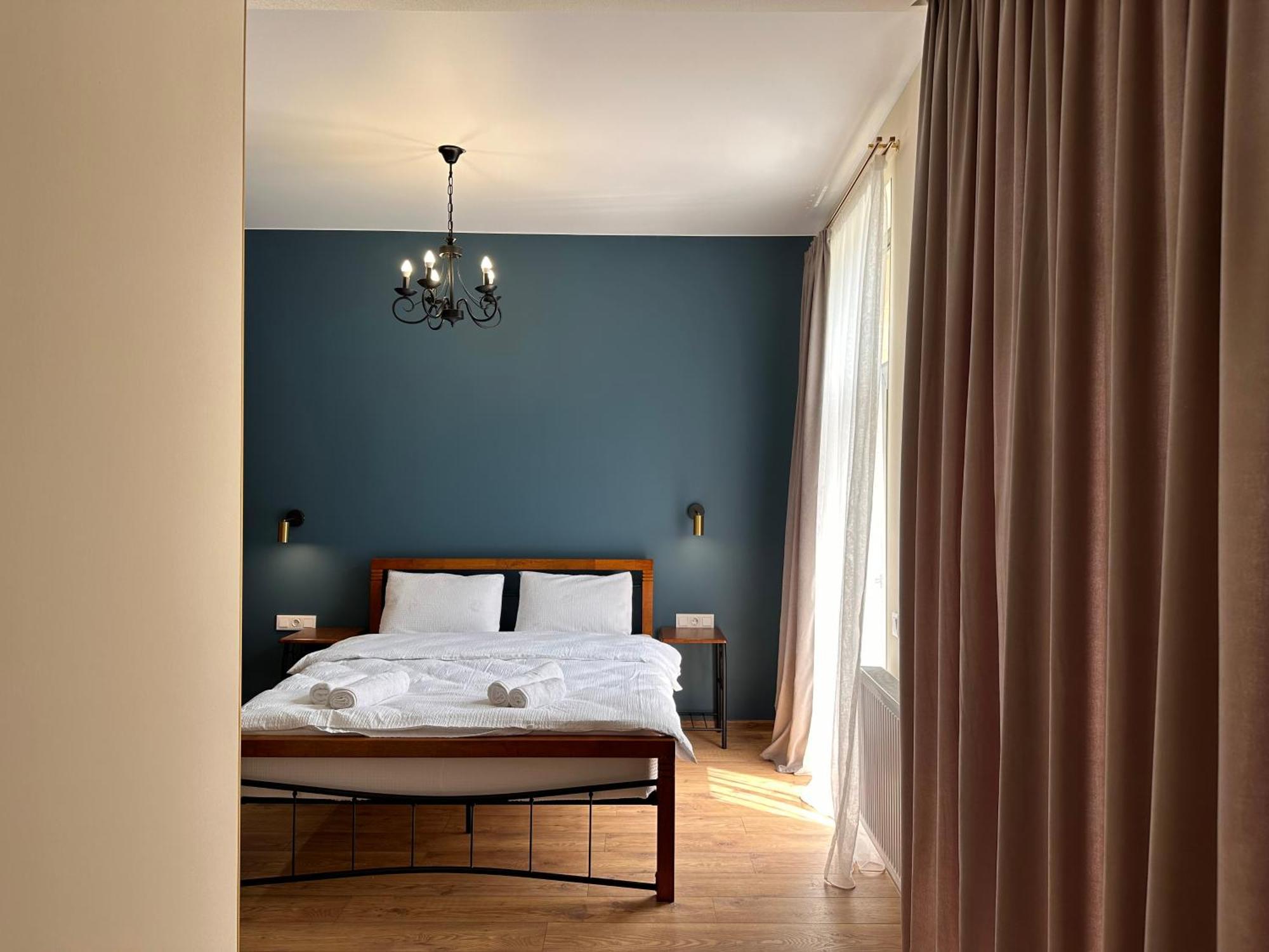 Hotel Mountime Kazbegi Экстерьер фото