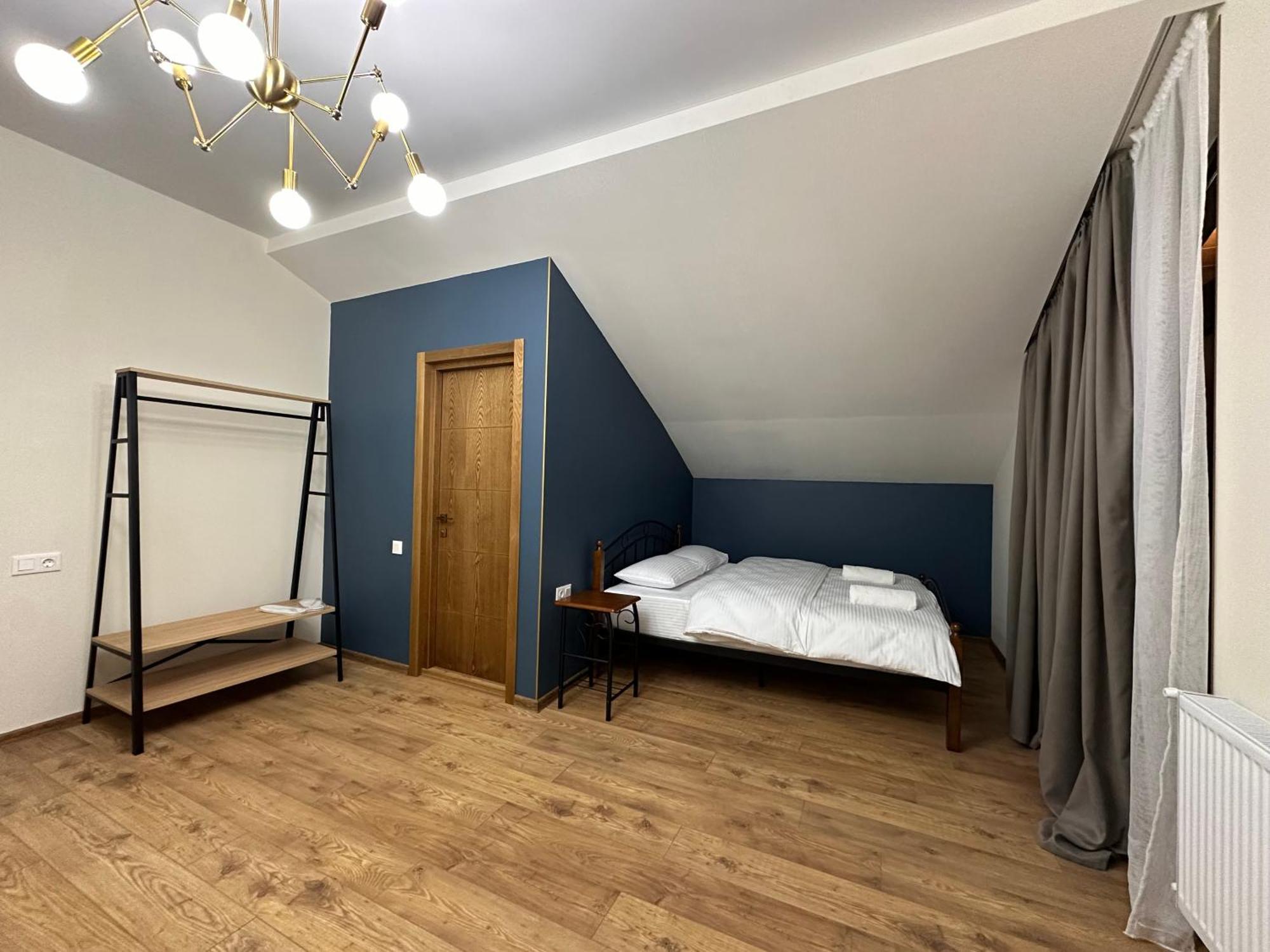 Hotel Mountime Kazbegi Экстерьер фото