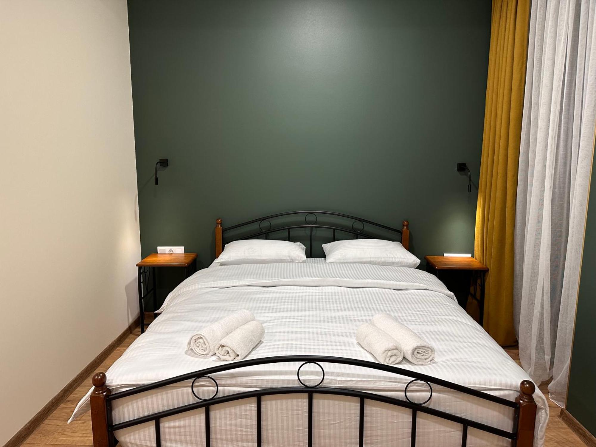 Hotel Mountime Kazbegi Экстерьер фото